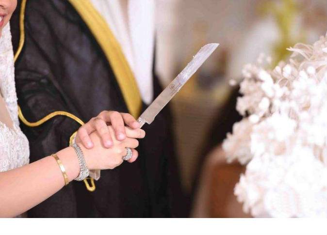 بعد حفل زفاف أسطوري.. زوجة عربية تطلب الطلاق بعد 4 أيام!