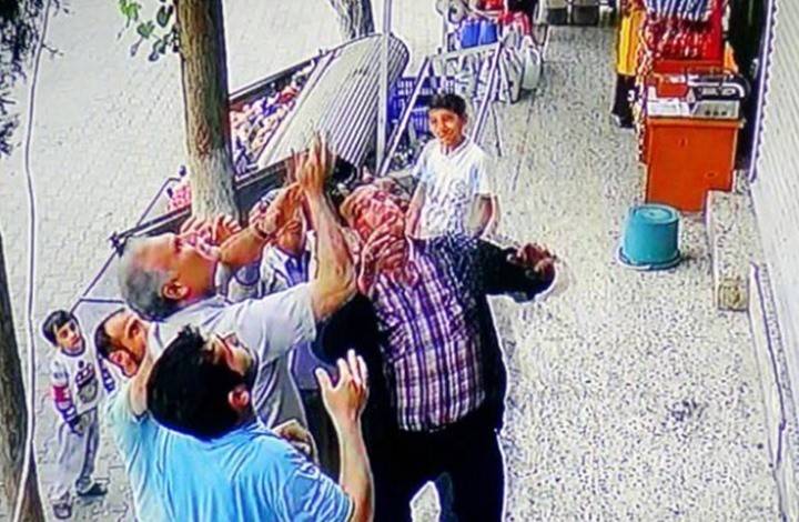 فيديو- لقطات تحبس الأنفاس لإنقاذ طفلة سقطت من شرفة منزلها