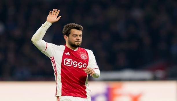 اللاعب اللبناني أمين يونس يتفوق على أغلى نجم كرة قدم