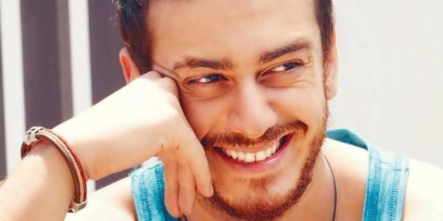 محامي سعد لمجرد يفجر مفاجأة.. الأخير لم يغتصب الفتاة!