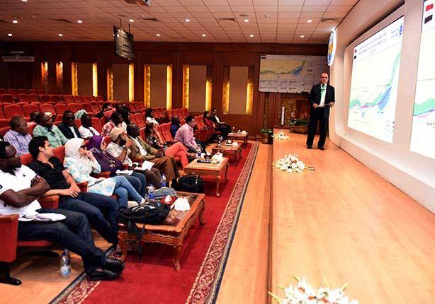 هيئة قناة السويس تستقبل وفدًا من الإعلاميين والصحفيين الأفارقة