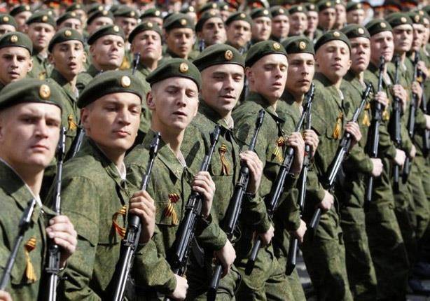 بالفيديو - حميميم السورية تشارك موسكو العرض العسكري بمناسبة عيد النصر