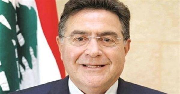 تويني بحث مع وزير الدفاع السنغافوري تجربة بلاده في محاربة الفساد