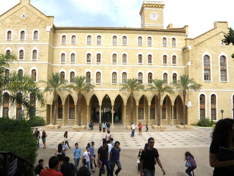 معهد عصام فارس نظم جلسة حول الحركة العمالية في العالم العربي