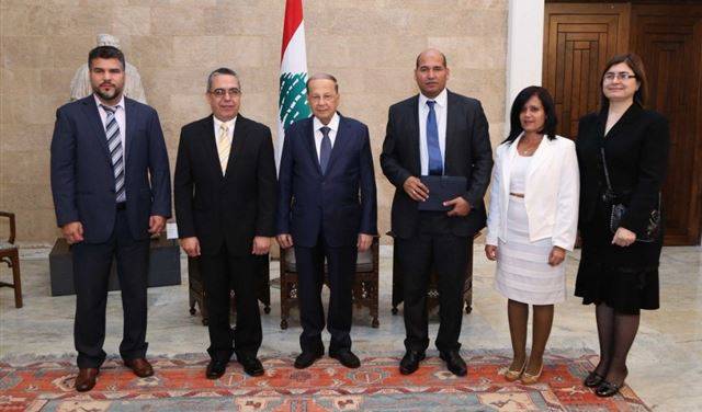هذا سر رسالة كاسترو إلى عون!