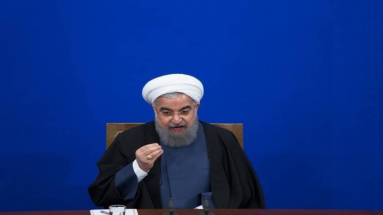 روحاني للمحافظين: هل توافقون على توظيف النساء وأهل السنة؟