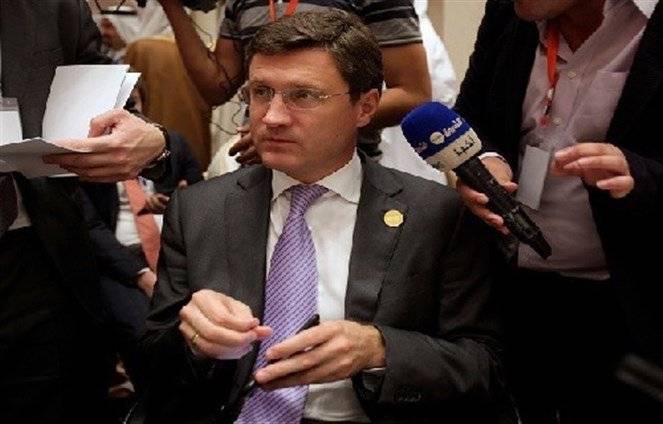 وزير الطاقة الروسي يؤيد تمديد تخفيضات إنتاج النفط لمدة أطول