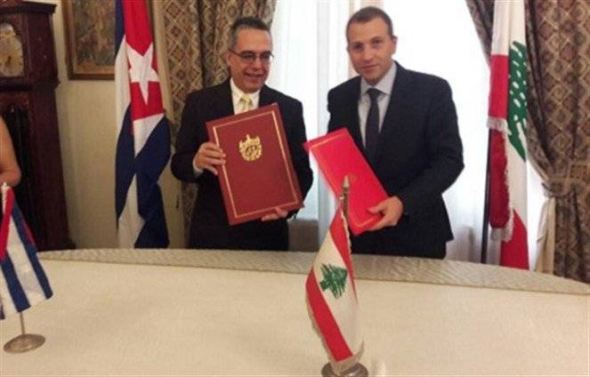 باسيل وقع مع سفير كوبا اتفاقا لاعفاء حاملي جوازات السفر الدبلوماسية
