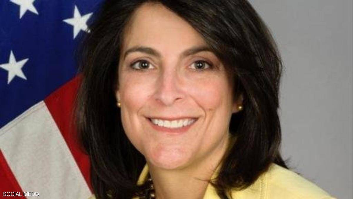 السفيرة الأميركية بقطر تنتقد عزل مدير الـ"FBI"