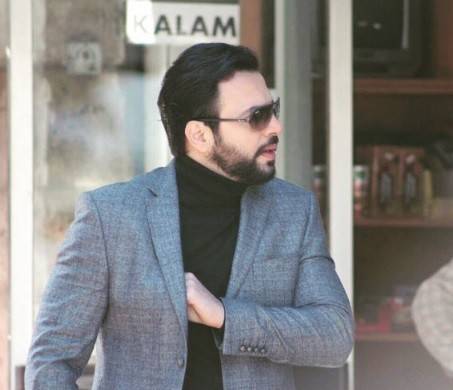 هذه مواصفات زوجة تيم.. وهو يريد التأكّد منها بيديه!