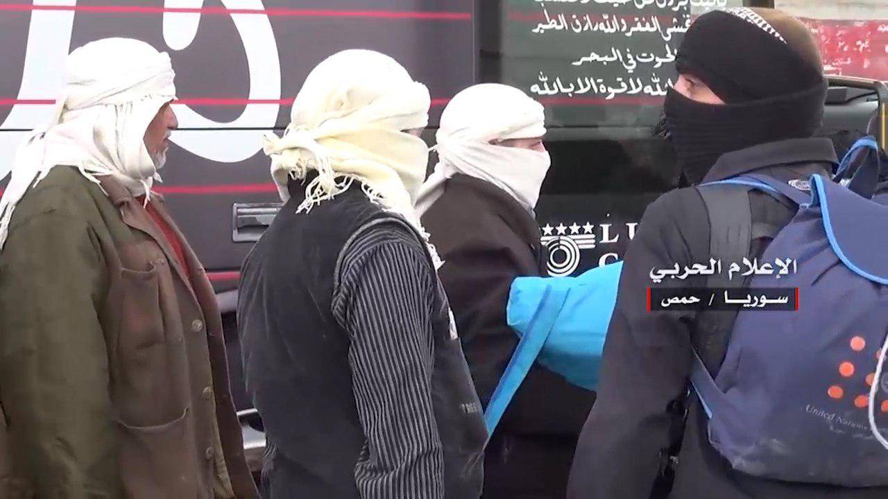خروج دفعة جديدة من المسلحين من حي الوعر والبرازي: خروج الدفعة الأخيرة قبل 20 أيار الجاري