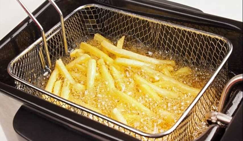 بهذه الطريقة تتخلّصون من رائحة قلي البطاطا!