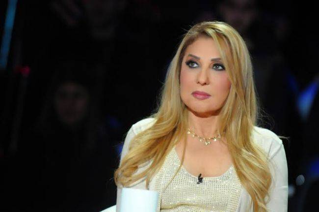 تفاصيل “صادمة” لتهديد الفنانة نادية الجندي بالقتل!