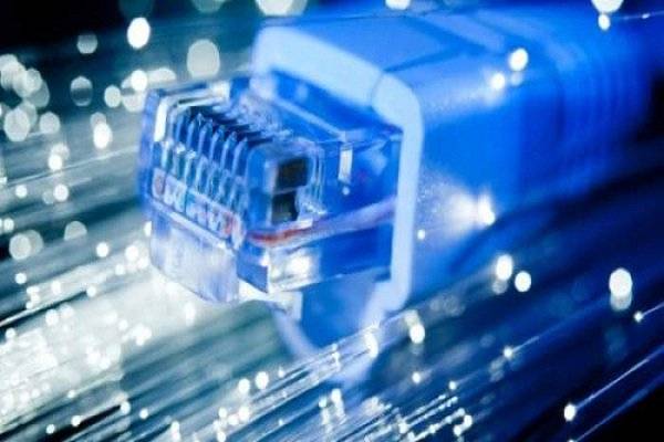 اسرائيل تقرصن حوالي 10000 لبناني...فما الذي حصل ؟