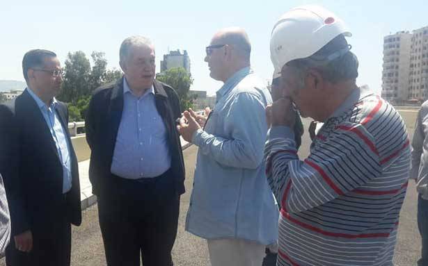 الجسر تفقد مشروع جسر الميناء :
يخفف زحمة السير في طرابلس