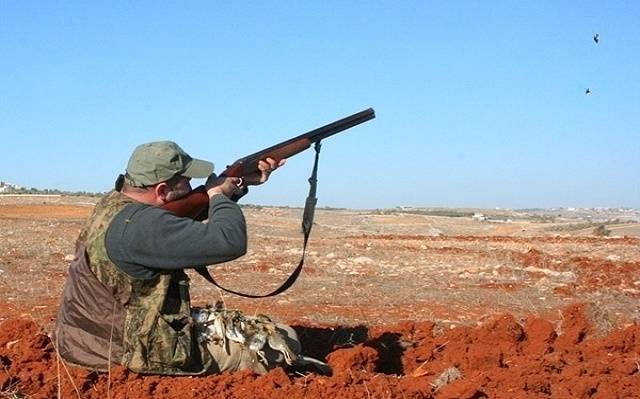 منع اصطياد الطيور ليلا بالاضواء والاشباك!