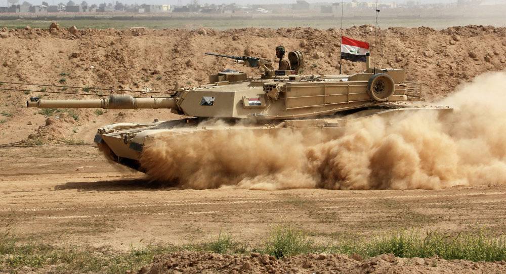 بالصور... دبابة غريبة تشارك في معارك تحرير الموصل