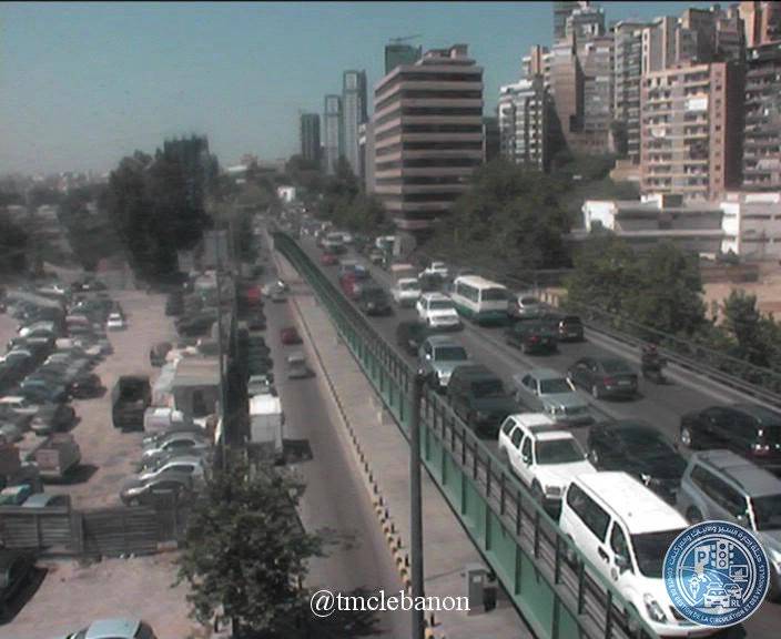 حركة المرور كثيفة من جسر الفيات باتجاه العدلية