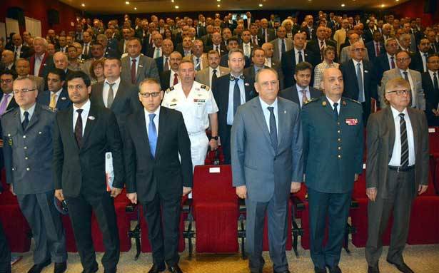 مركز البحوث في الجيش افتتح مؤتمره
عن التحول في العالم العربي
