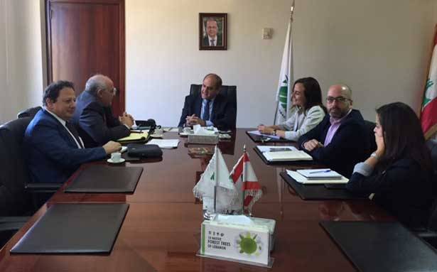طالب البنك الدولي بهبات لمساعدة لبنان
الخطيب جال وعراجي على مجرى الليطاني
