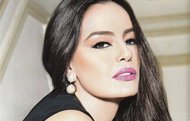 صور "غريبة" لشريهان تفاجئ المتابعين.. كيف بدت؟!