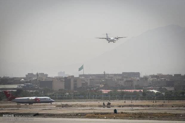 بالصور.. ايران تتسلم أربع طائرات ATR 72-600