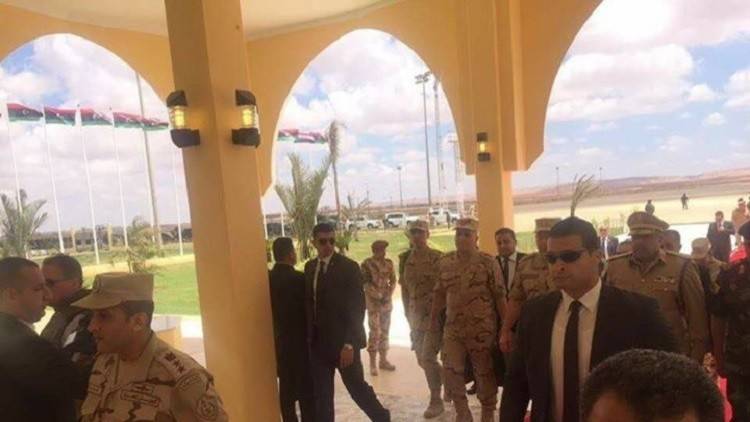 رئيس أركان الجيش المصري يصل إلى بنغازي