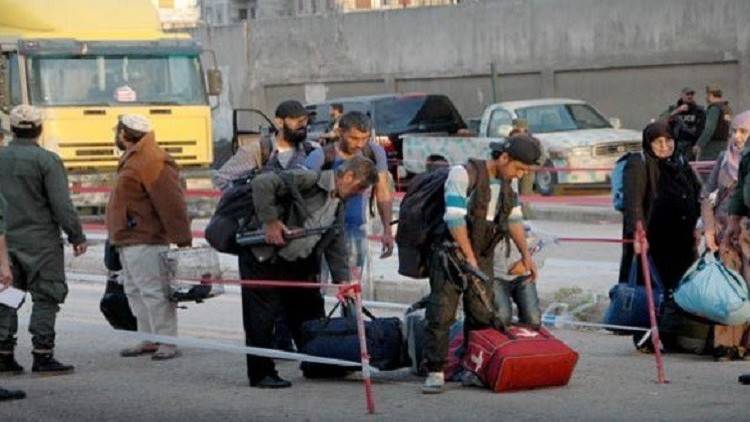 سوريا.. بدء خروج الدفعة الأخيرة من مسلحي حي الوعر في حمص