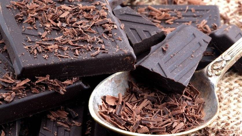 الشوكولاتة الداكنة الغنيّة بالمغنيسيوم تحمي من مخاطر ارتفاع ضغط الدمّ