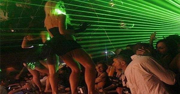 الملاهي الليلية تسرق اللبنانيين عبر الـ minimum charge... هذا ما يحصل!