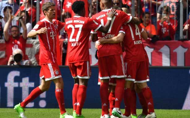 بطولة ألمانيا : هامبورغ يضمن بقاءه في الدرجة الأولى
وبايرن يودع لام وألونسو ودورتموند ينتزع المركز الثالث