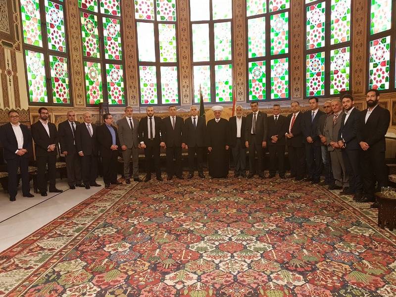 دريان التقى وفدا من المصالح والنقابات في القوات