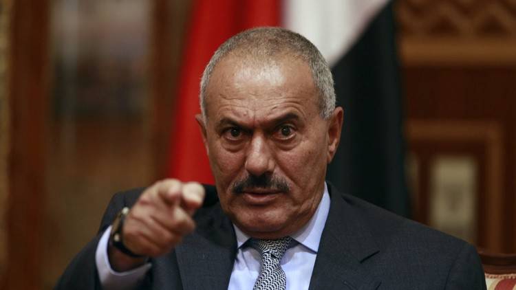 صالح يدعو إلى استفتاء حول مصير وحدة اليمن ويهاجم دعاة انفصال الجنوب