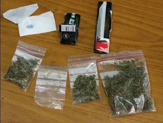 أوقفوا على حاجز ضهر البيدر.. وهذا ما ضبط بحوزتهم!