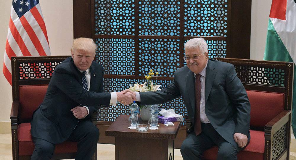 قيادي من "فتح": لقاء عباس وترامب تناول "نقاطا بسيطة" لقصر مدته
