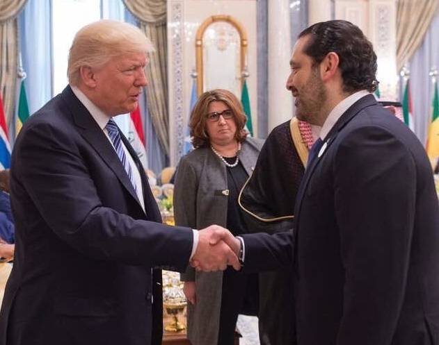 مصافحة بين ترامب والحريري في الرياض