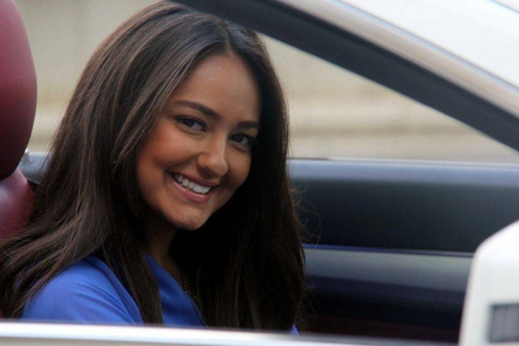 ممثلة لبنانية من عشق النساء الى..