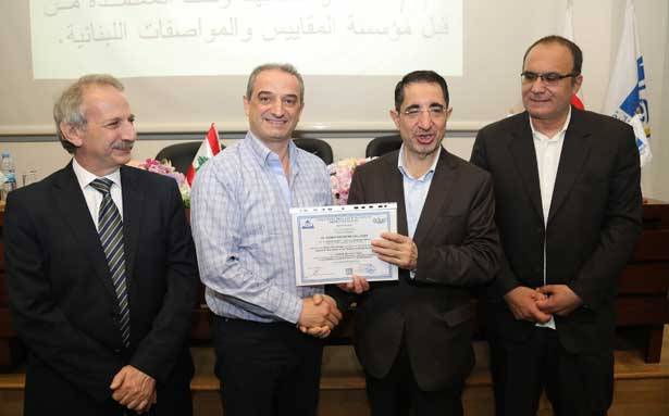 الحاج حسن رعى حفل تخريج طلاب الهندسة في «اللبنانيّة» :
لبنان في حالة خطر اقتصادي والمعالجة بدعم الصادرات