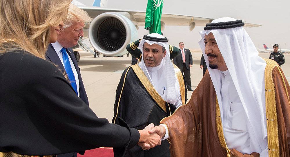 ماذا قال مسلمو السويد للملك سلمان عن مصافحة ميلانيا ترامب