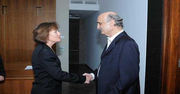 جعجع التقى السفيرة الأميركية