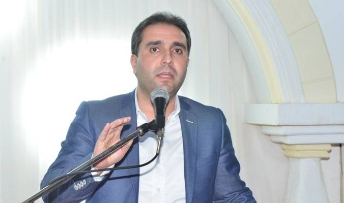 ظافر ناصر: التواصل مستمر لكن الاتفاق غير محسوم