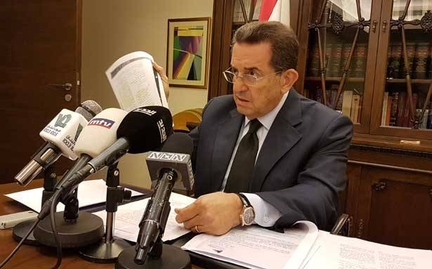 حرب رد على الجراح بموضوع الألياف البصرية :
ما قمتَ به خطأ فادح يتجاوز بأبعاده الجريمة