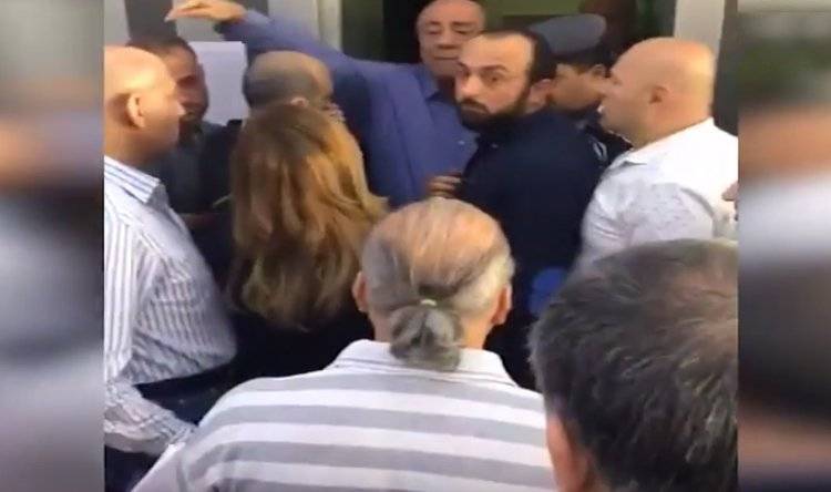 بالفيديو: إشكال في “تلفزيون لبنان”… وعُقِد المؤتمر