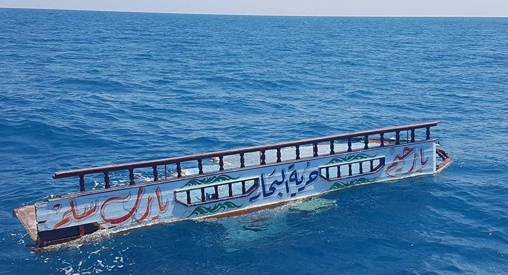 "البحرية" المصرية تعثر على حطام "بلنص" وتنتشل جثث ثلاثة من طاقمه