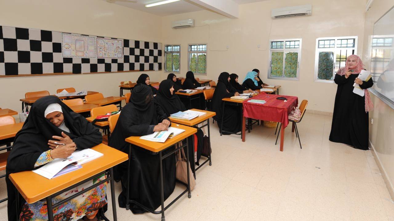 دراسة.. تعليم القراءة للأميين يحفز النشاط الدماغي!
