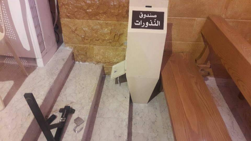 بالصورة..دخلوا من النافذة وخرجوا من الباب.. اعتداء وسرقة بكنيسة مار الياس