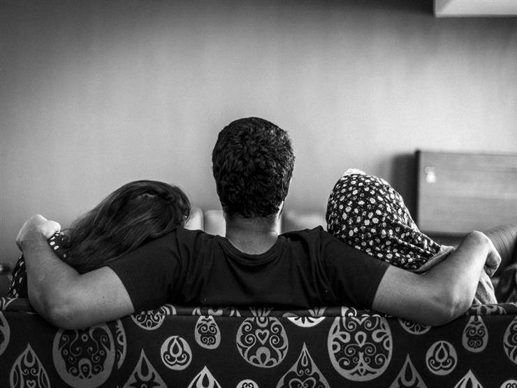 بعدما اختارت "ضرتها".. تجربة زوجة مصرية تثير جدلاً على السوشيال ميديا