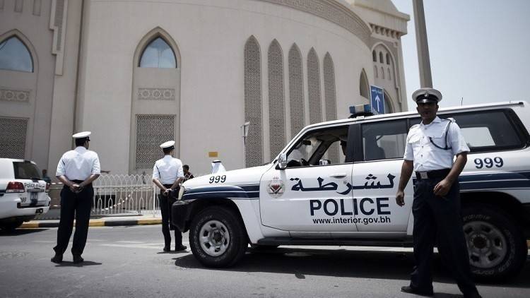 البحرين تحلّ 