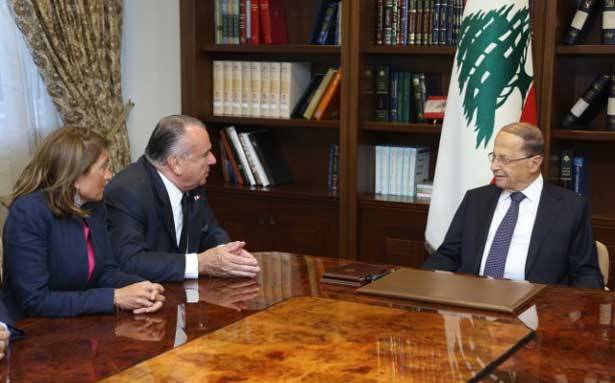 يُقيم اليوم إفطاراً رمضانياً جامعاً في قصر بعبدا
عون : للتشدّد في مُلاحقة العمّال من دون إجازات عمل
ولتحقيق مطالب ذوي الإعاقة وتوفير فرص العمل لهم