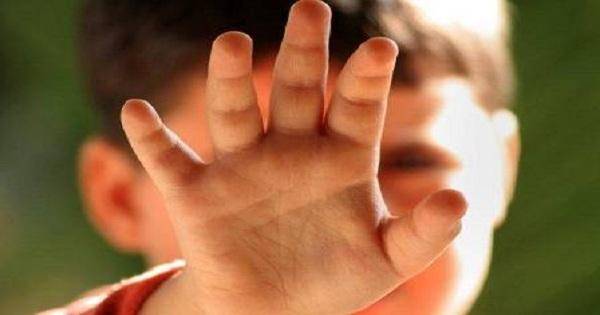 اعتدى على 11 قاصرا داخل محلّه.. وهكذا كانت النتيجة!